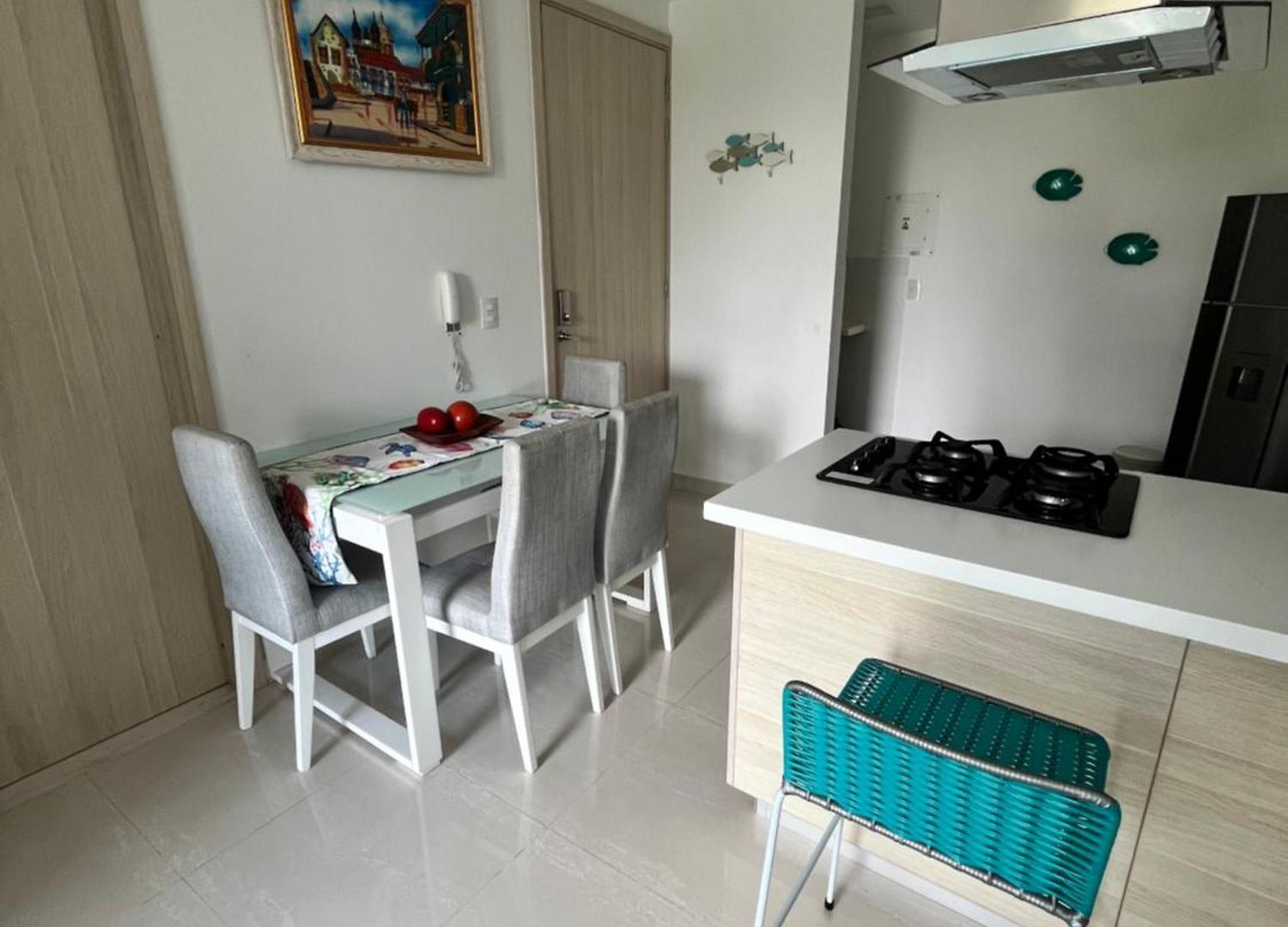 En Cerca Del Mar Y El Aeropuerto Apartamento