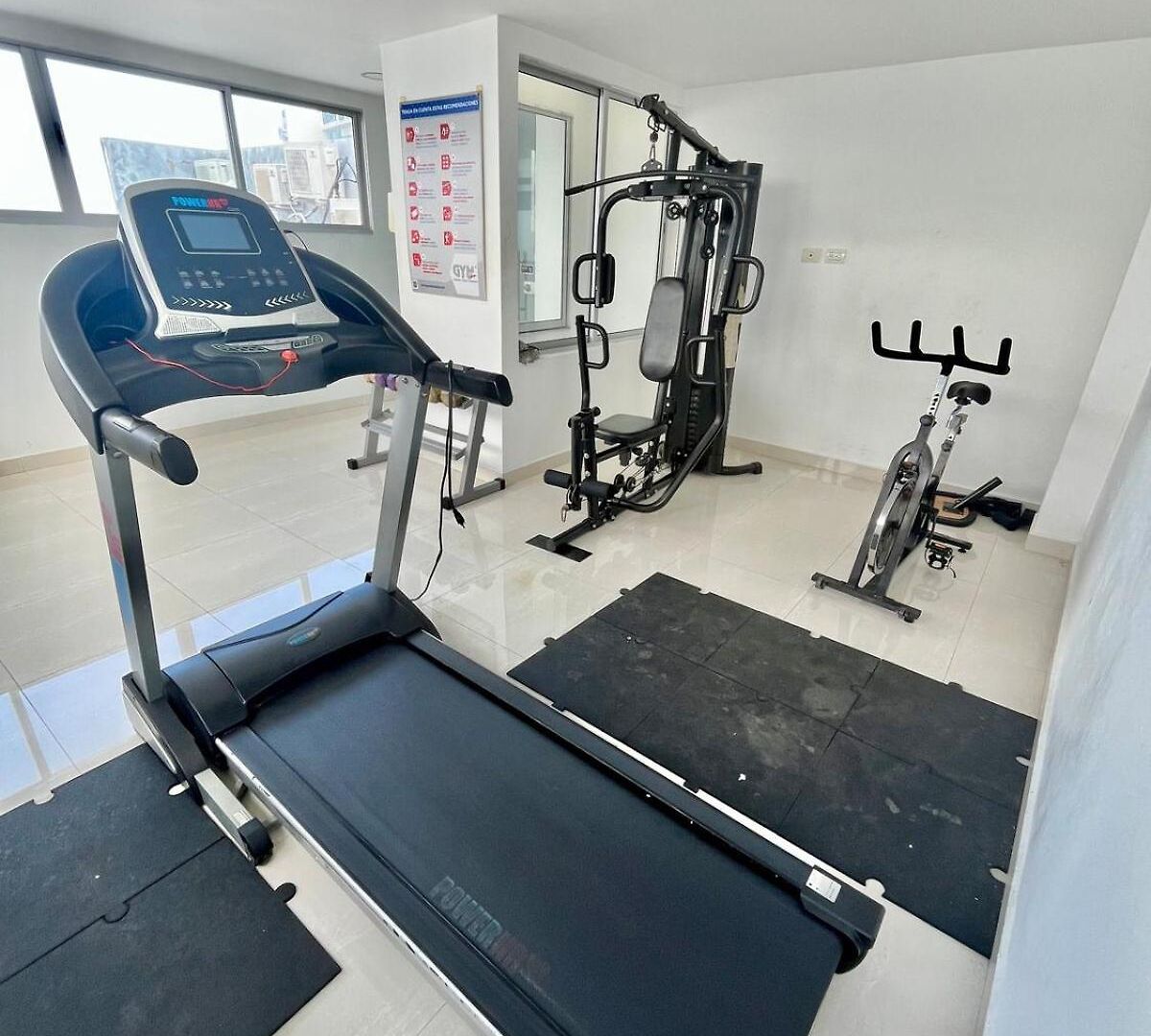 Apartamento En Cerca Del Mar Y El Aeropuerto *