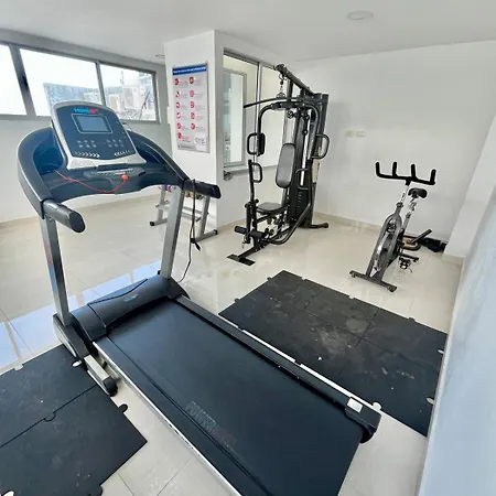 Apartamento En Cerca Del Mar Y El Aeropuerto *